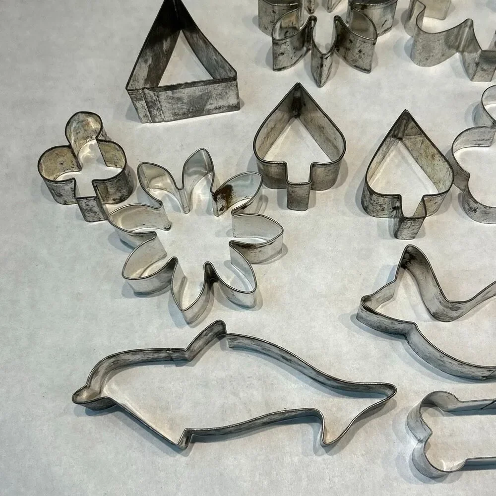 Vtg SET Aluminum Cookie Cutter Metal Fish Dolphin Whale Clown Rabbit Flower Clov